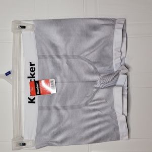 Knocker seamless boxer